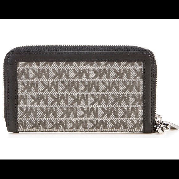 Michael Kors Wristlet signature black and gray NWT - Picture 5 of 6